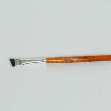Julie Diamond Round Brush