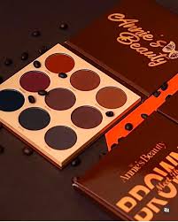 ANNIE'S BROWN EYE SHADOW